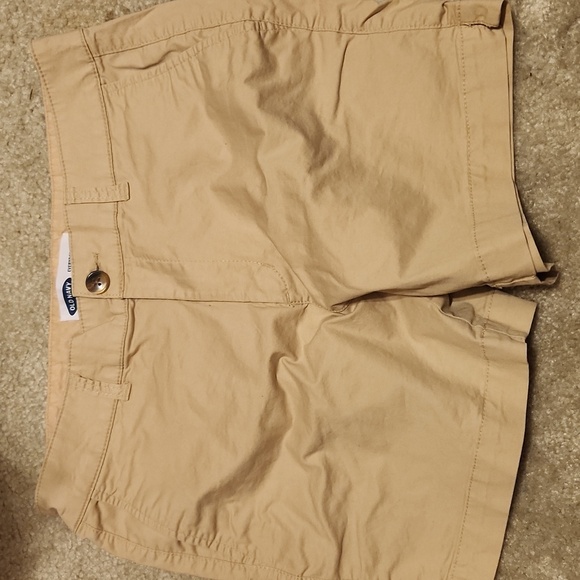 Old Navy Shorts Womens Size 6 Everyday shorts High Rise Tan - Picture 1 of 10